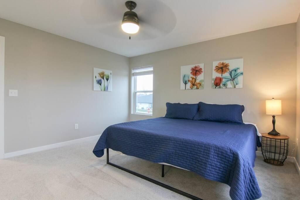 Townhome - New Construction - 3 Kings! *
